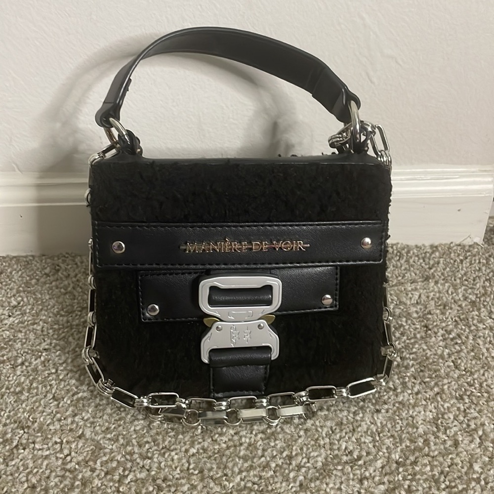 Manière De Voir Black crossbody bag